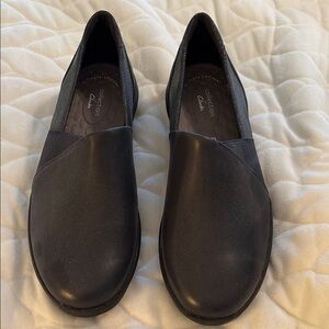 Clarks Women's Black Loafers
